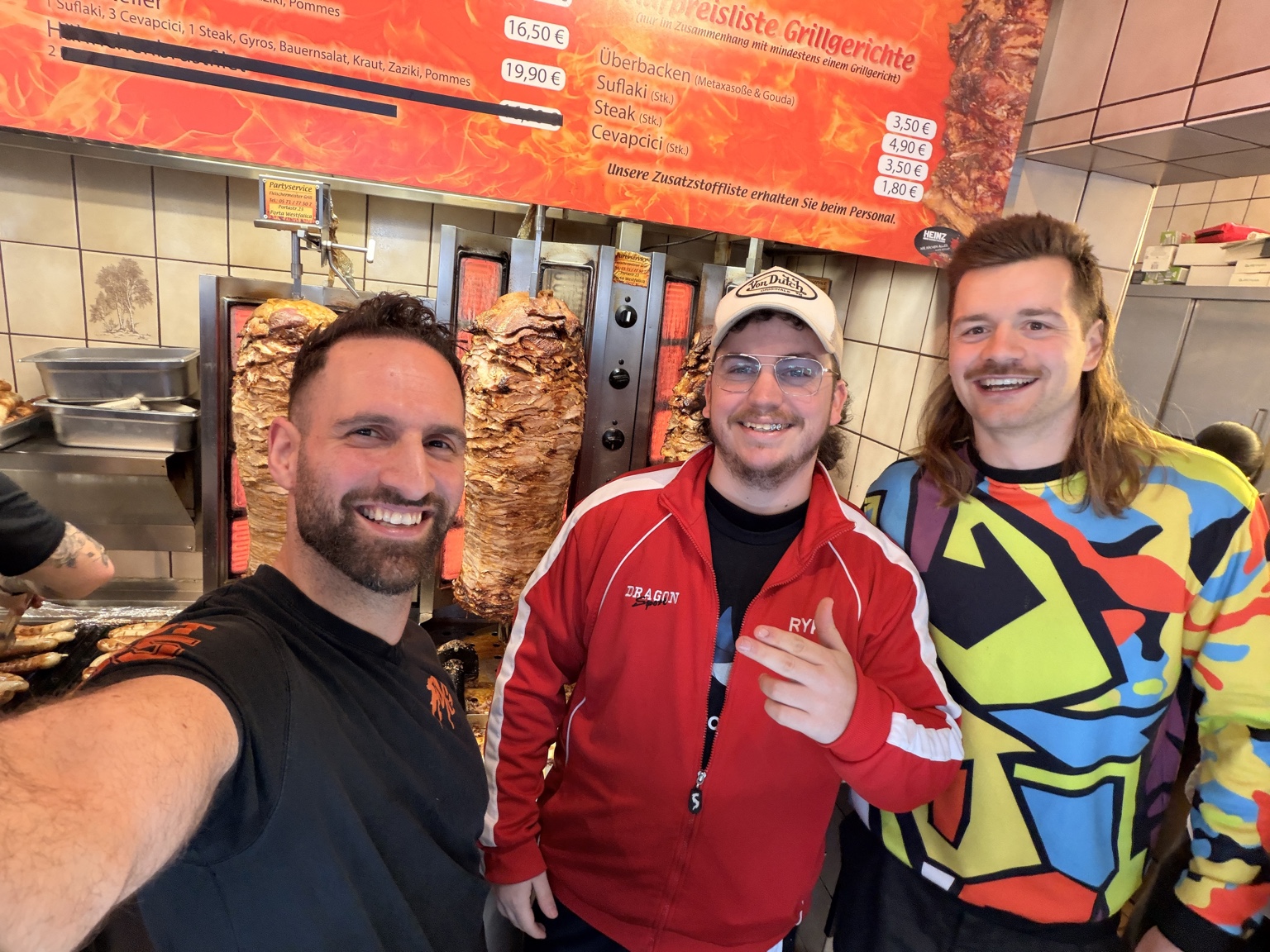 Gemeinsames Erinnerungsfoto im Fleischermeister Grill